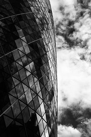 BZ2R2832_Sharp